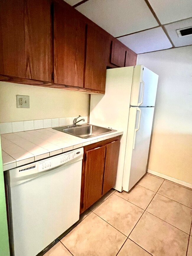 Building Photo - 2000 N Congress Ave Unit 206k