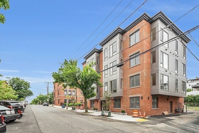 Photo - 389 Sumner St Unidad 202 Rental