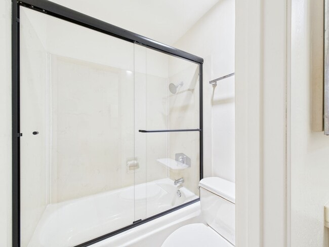 Photo - 1/1 Golden Oaks Condo for rent