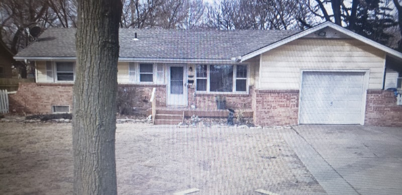 Photo - 1439 N El Paso Dr House