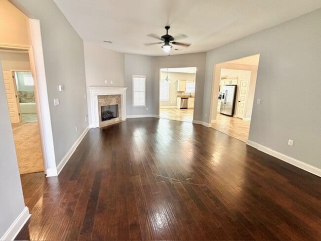 Photo - RiverstoneDrive5378 Unit 1