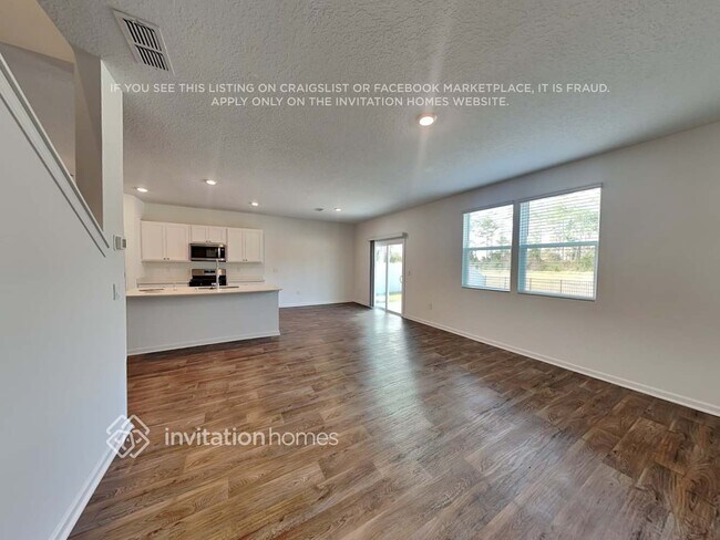 Photo - 701 Orellana Rd