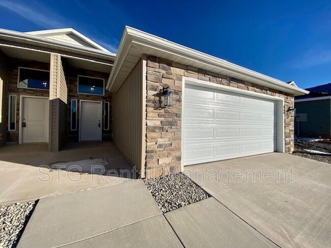 Building Photo - 939 S 25 W