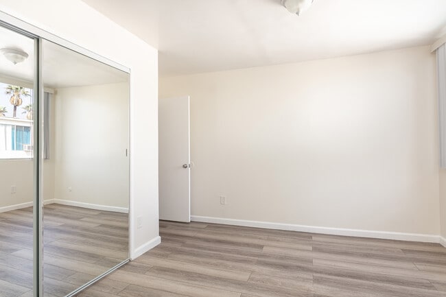 1500 Gramercy Place