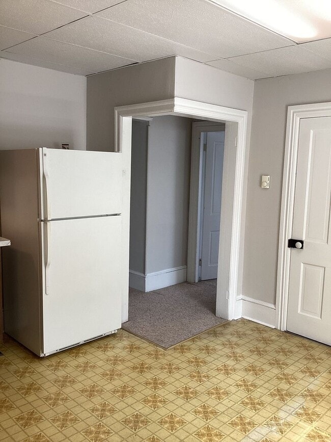 Photo - 119 E Burd St