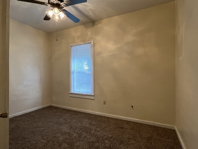 Photo - "Charming 2-Bedroom!"