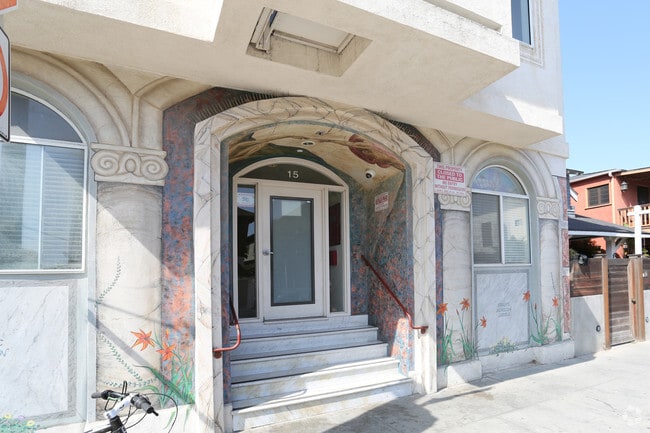 Photo - 15 Horizon Ave