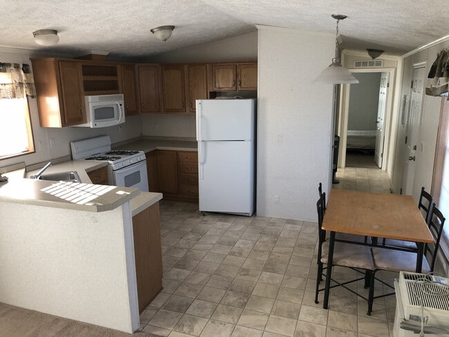 Photo - Trailer for Rent in Belfield