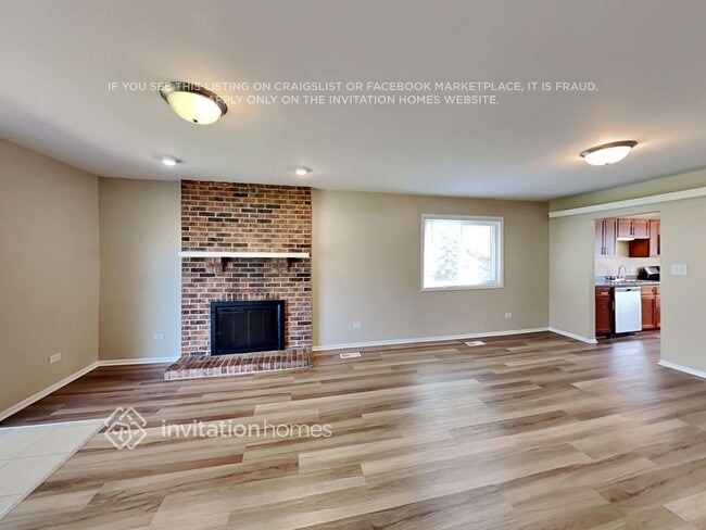 6791 Redwing Dr