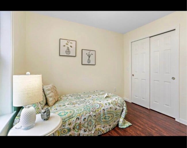 Photo - 601 Washington St