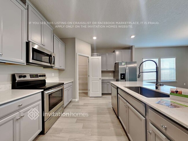 Photo - 9822 Lemon Grass Ln