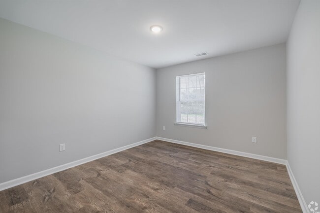 Photo - 311 Black Swamp Ct