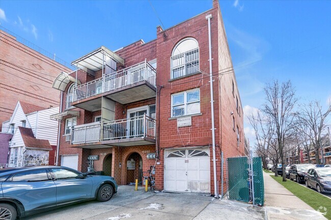 Building Photo - 162-162-71 71st St Unit 3 Rental