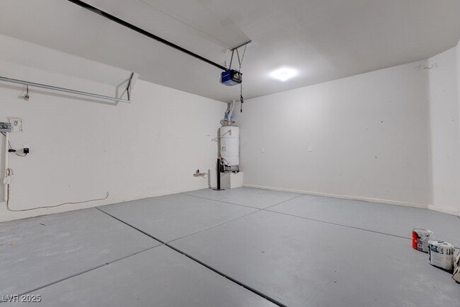 Building Photo - 6027 Gordon Creek Ave