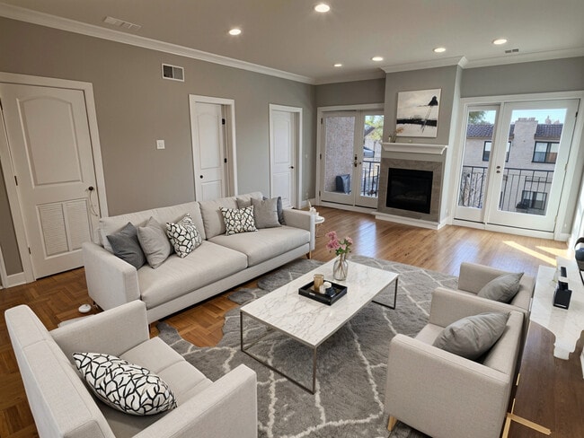 Photo - 4812 W Montrose Ave Unidad 201