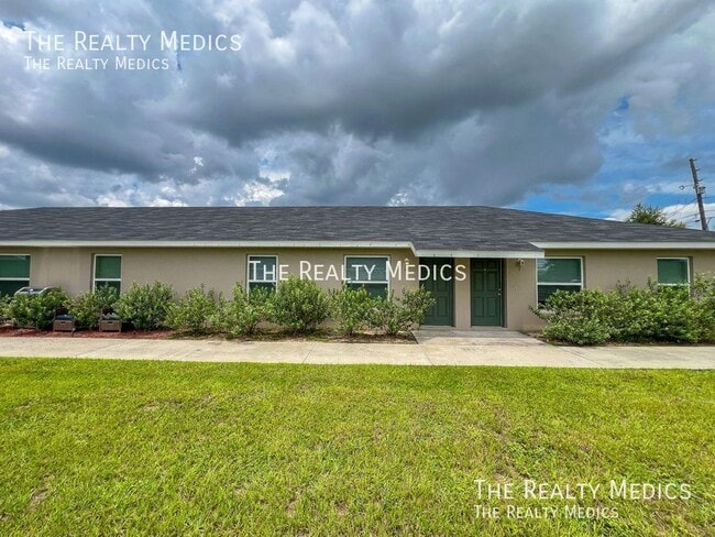 Building Photo - 8106 Juniper Rd