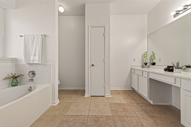 Photo - 16315 April Ridge Dr