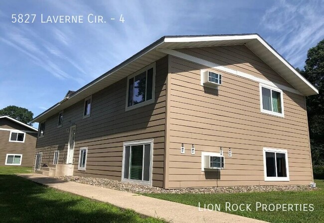 Building Photo - 5827 Laverne Cir N Unit 4 Rental