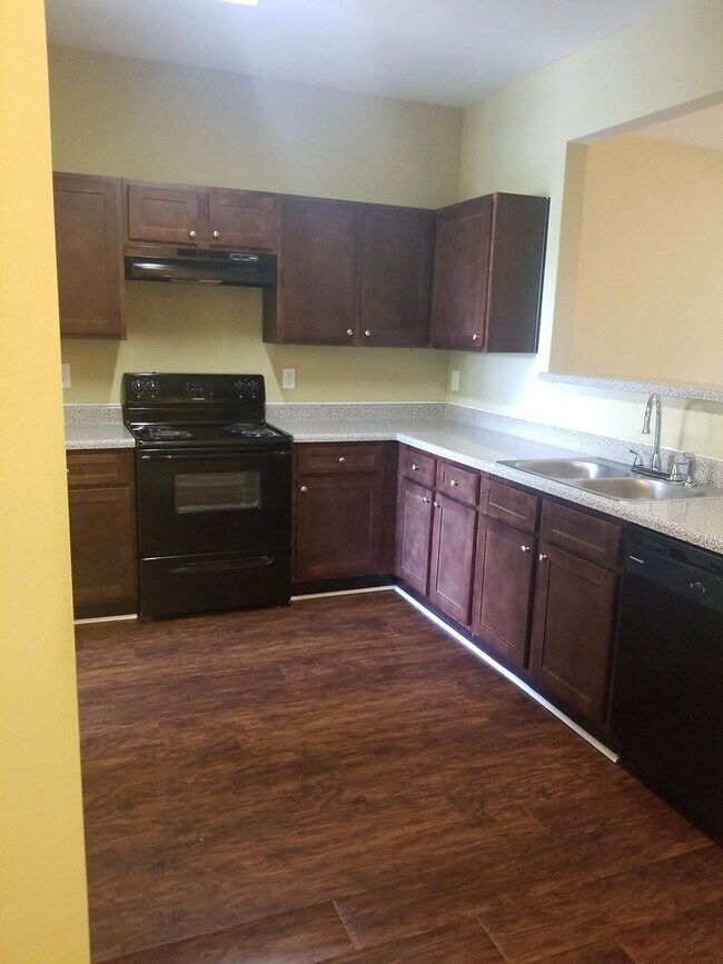 Photo - Single Family 3 Bedroom Townhome in Stonecrest!