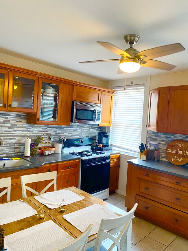 Photo - 615 Stuyvesant Ave Unit Apartment