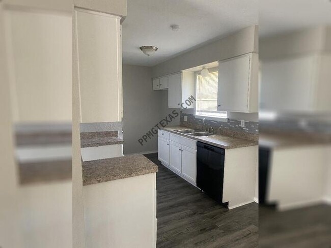 Photo - 3531 Softcloud Dr. Dallas, TX 75241