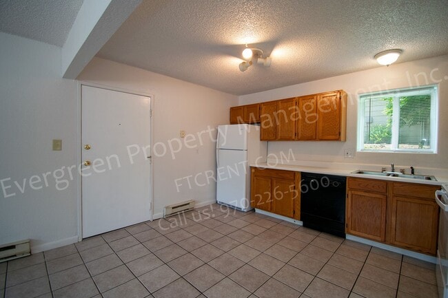 Photo - 1931 Ross Ct Unit #4