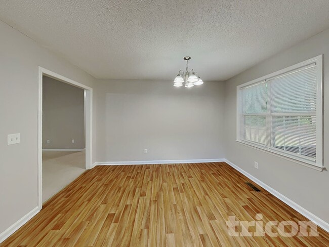 Photo - 149 Cambridge Elm Dr