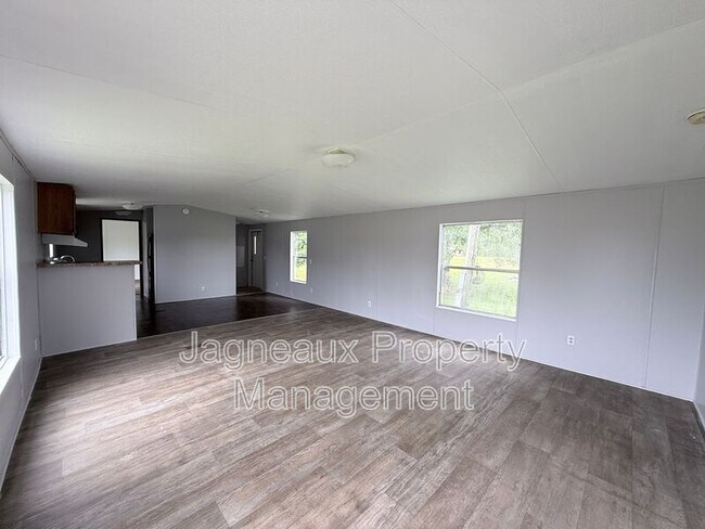 Photo - 1908 Center St