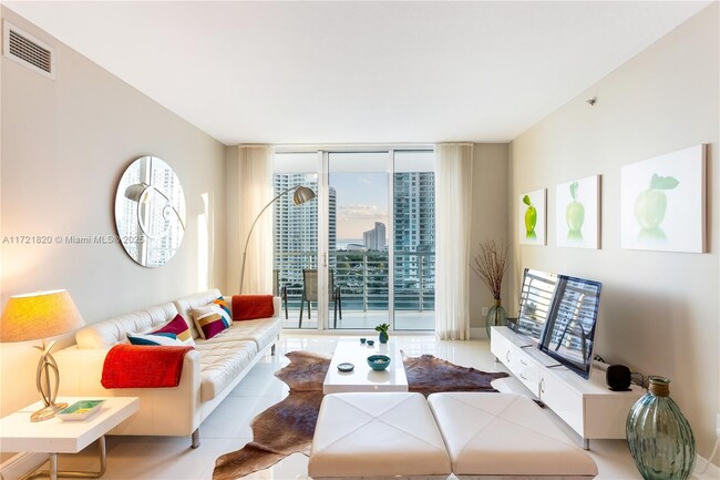 Photo - 335 S Biscayne Blvd Condo Unit 1505