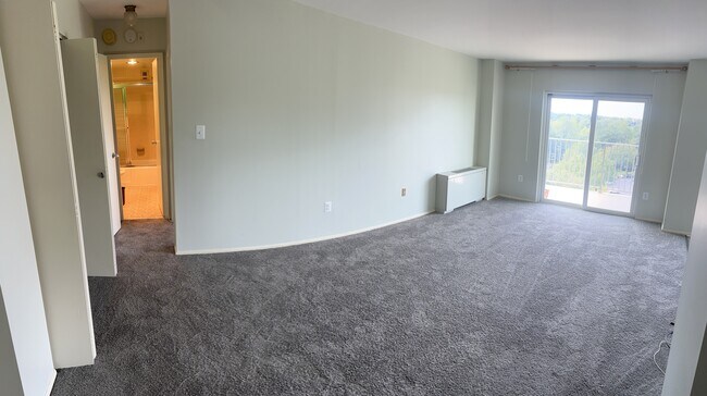 Photo - 1111 University Blvd W Unidad 909A