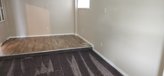 Photo - 2004 Cecille Ave