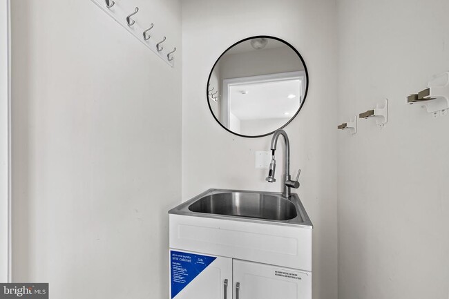 Photo - 7316 Elkridge Crossing Way