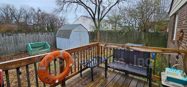 Photo - 1543 Grove St