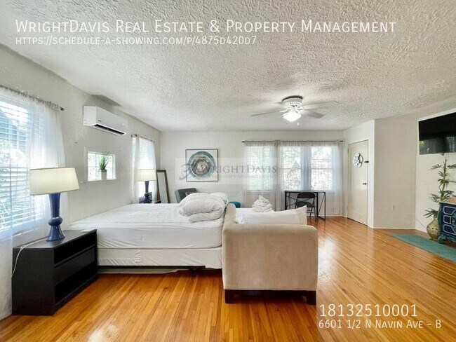 Photo - 6601 1/2 N Navin Ave-B Unidad B