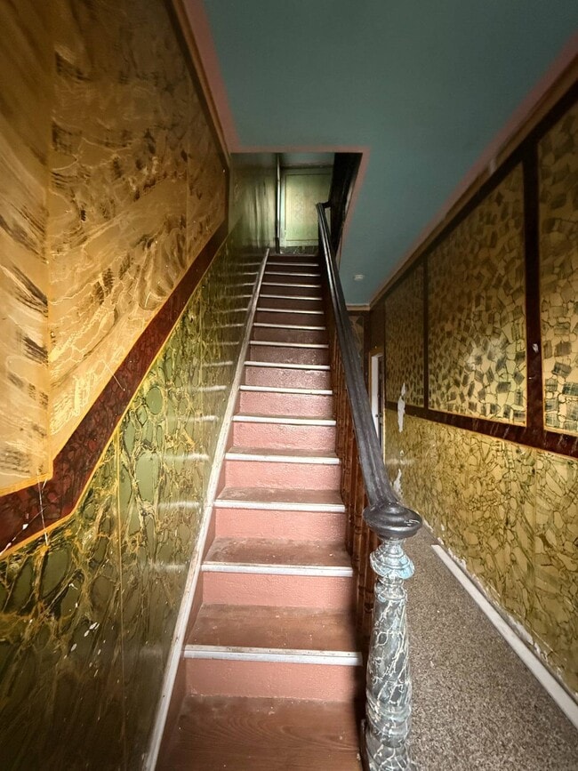 Photo - 2264 Pacific St