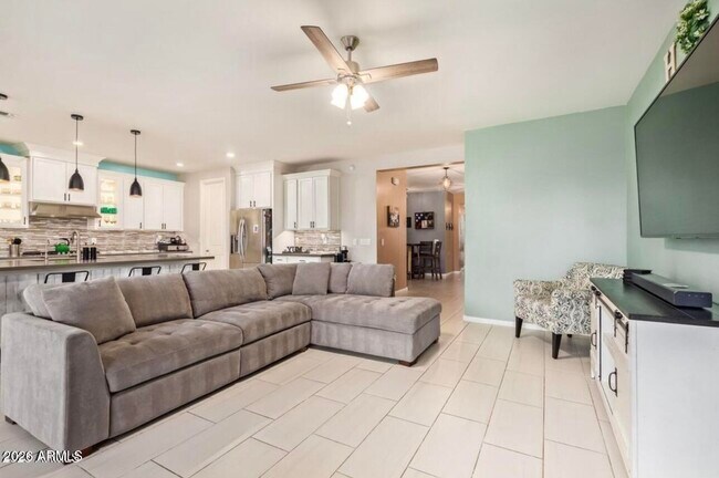 Photo - 18630 W Lawrence Ln