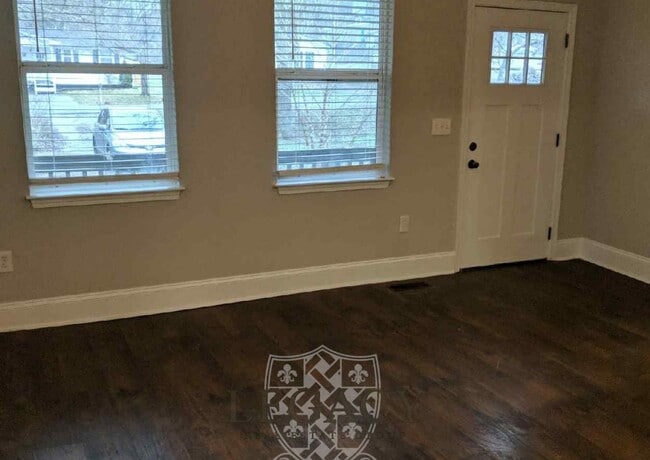 Photo - 1707 Evelyn Ave