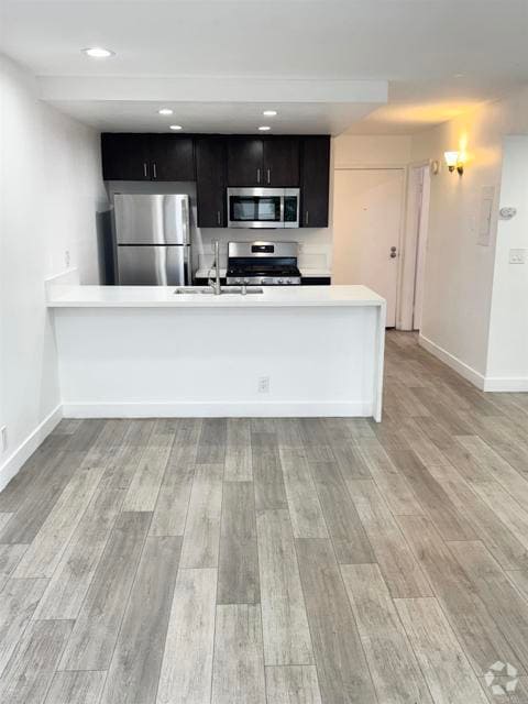 Building Photo - 1550 N Fuller Ave Unit 201 Rental