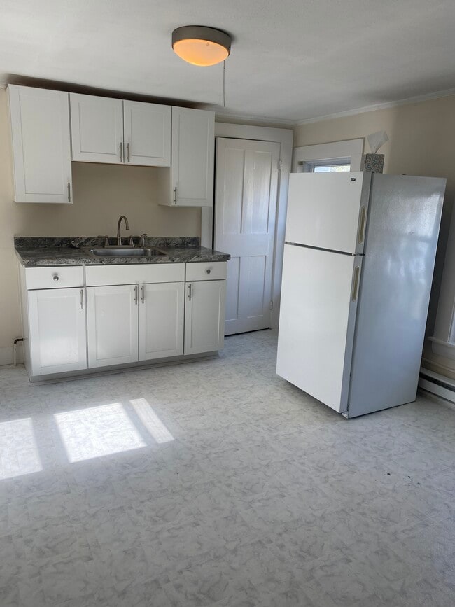 Photo - 103 Pleasant St Unit 2