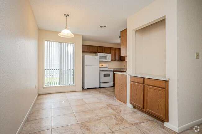 2BR, 1BA - 1,000SF