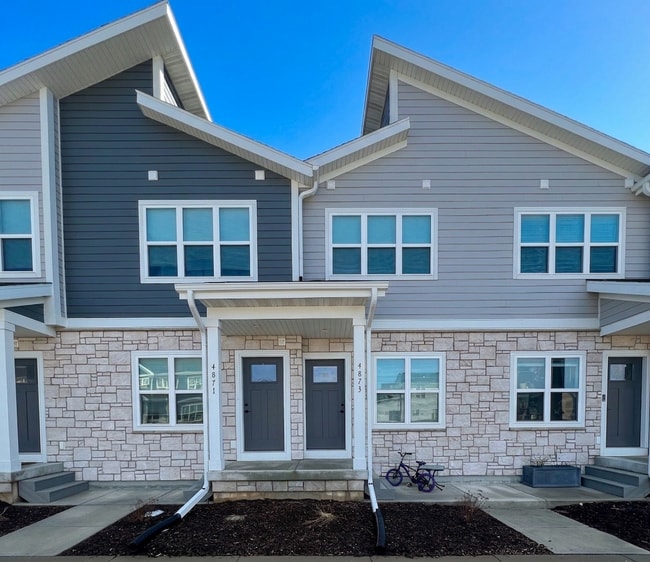 Building Photo - 4873 Lacy Rd