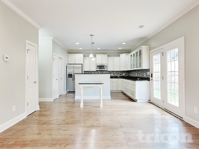 Photo - 207 Runnel View