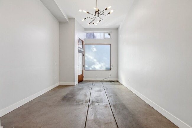 5608-5610 Living Area - 5612 Martin Luther King Jr Way