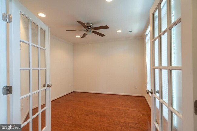 Photo - 2301 Potomac Club Pkwy Townhome