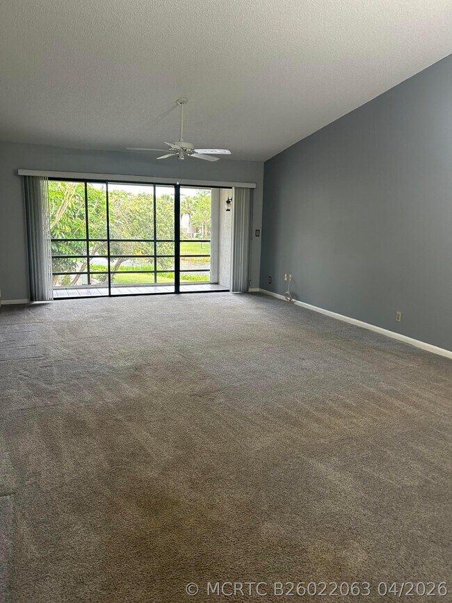 Photo - 3001 SE Aster Ln Unit 908