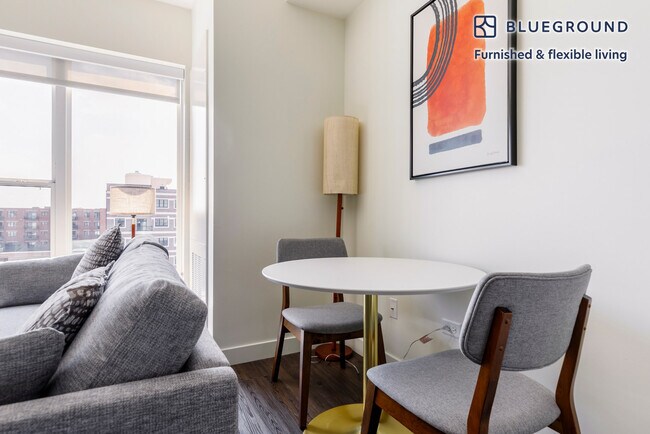 Photo - 100 N Addison Ave Unidad FL5-ID1316