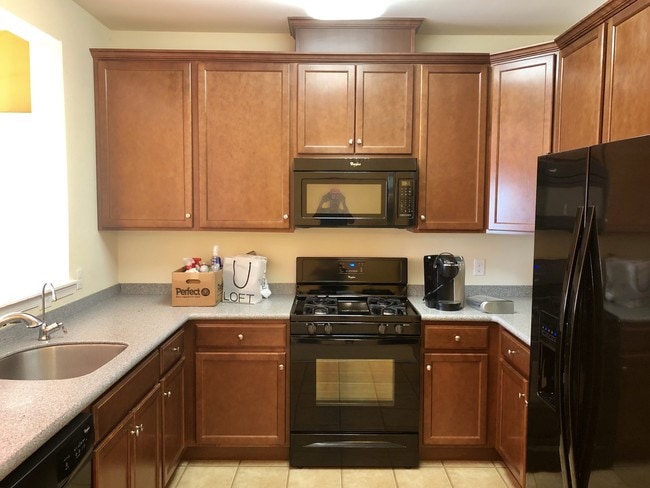 Photo - 1322 Sierra Dr Unit 1322