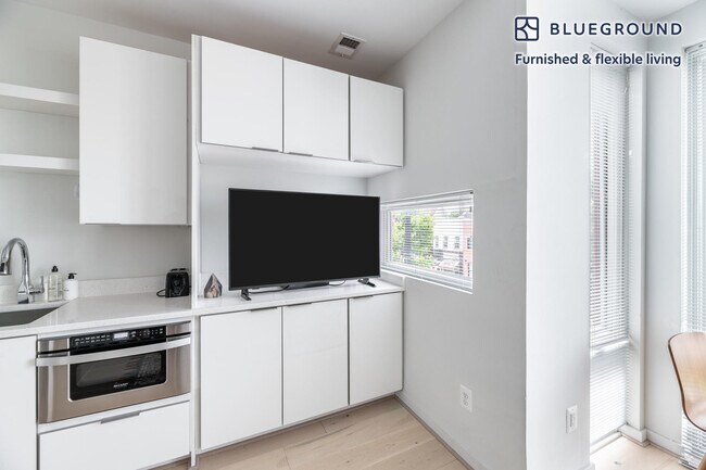 Photo - 1111 H St NE Apartamento Unidad FL2-ID756