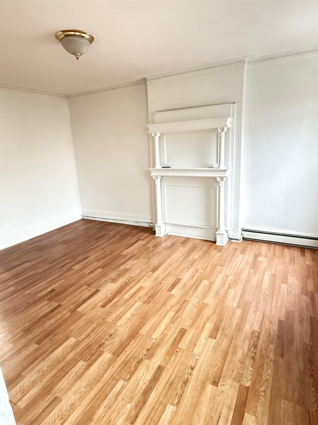 Photo - 572 West Side Ave Unit 2