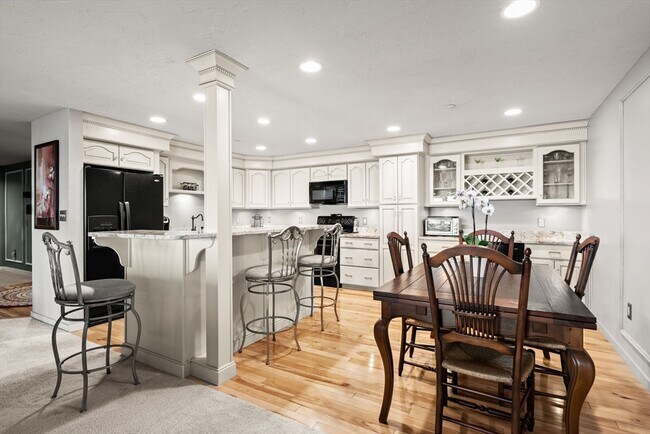 Photo - 1001 Marina Dr Unit 507